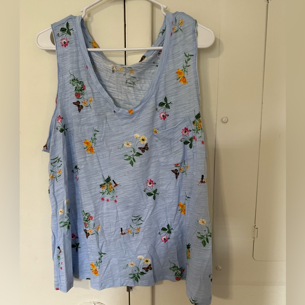 Dept 222 women’s luxey sleeveless top